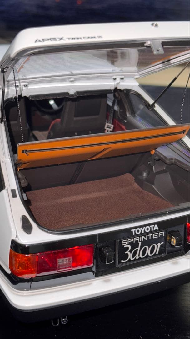 デアゴスティーニ　AE86 スプリンタートレノ　1/8スケール