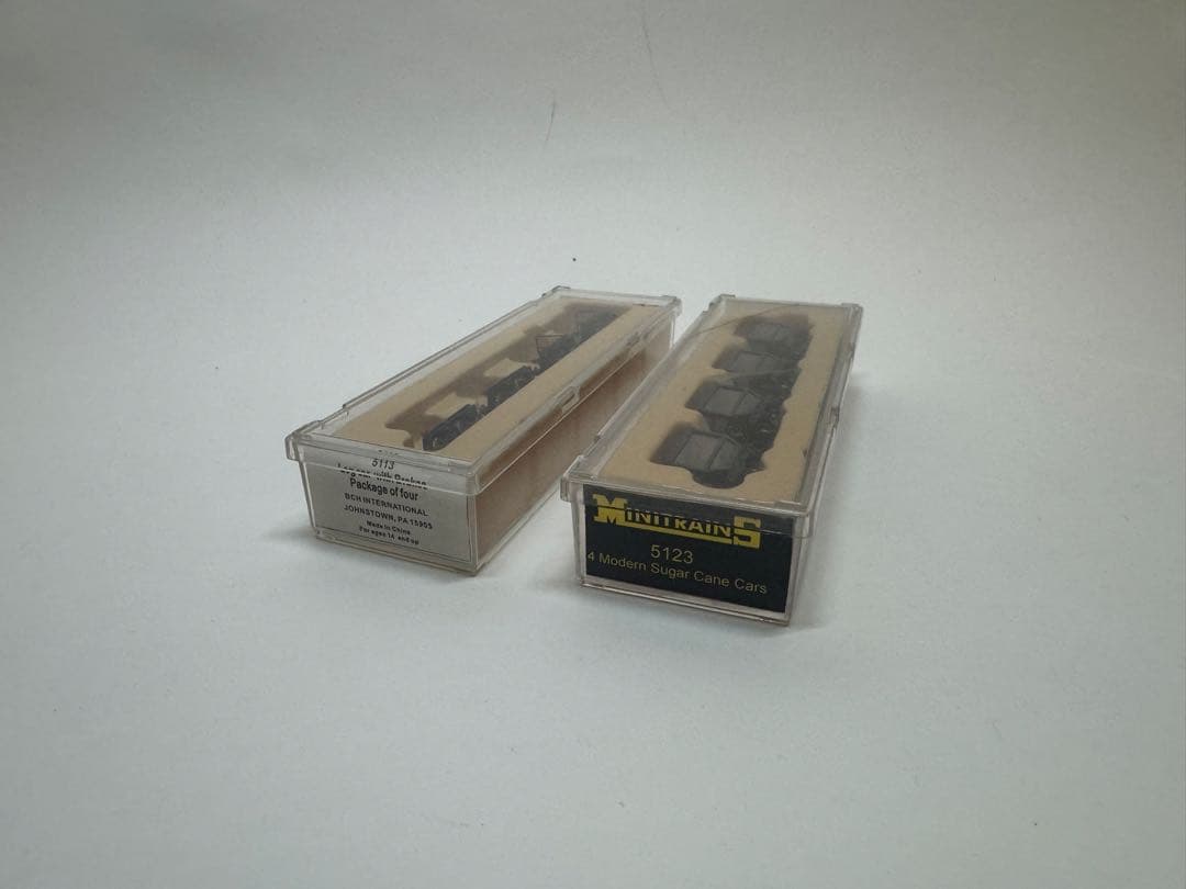 ミニトレインズ　ログワゴン4両&サトウキビワゴン4両