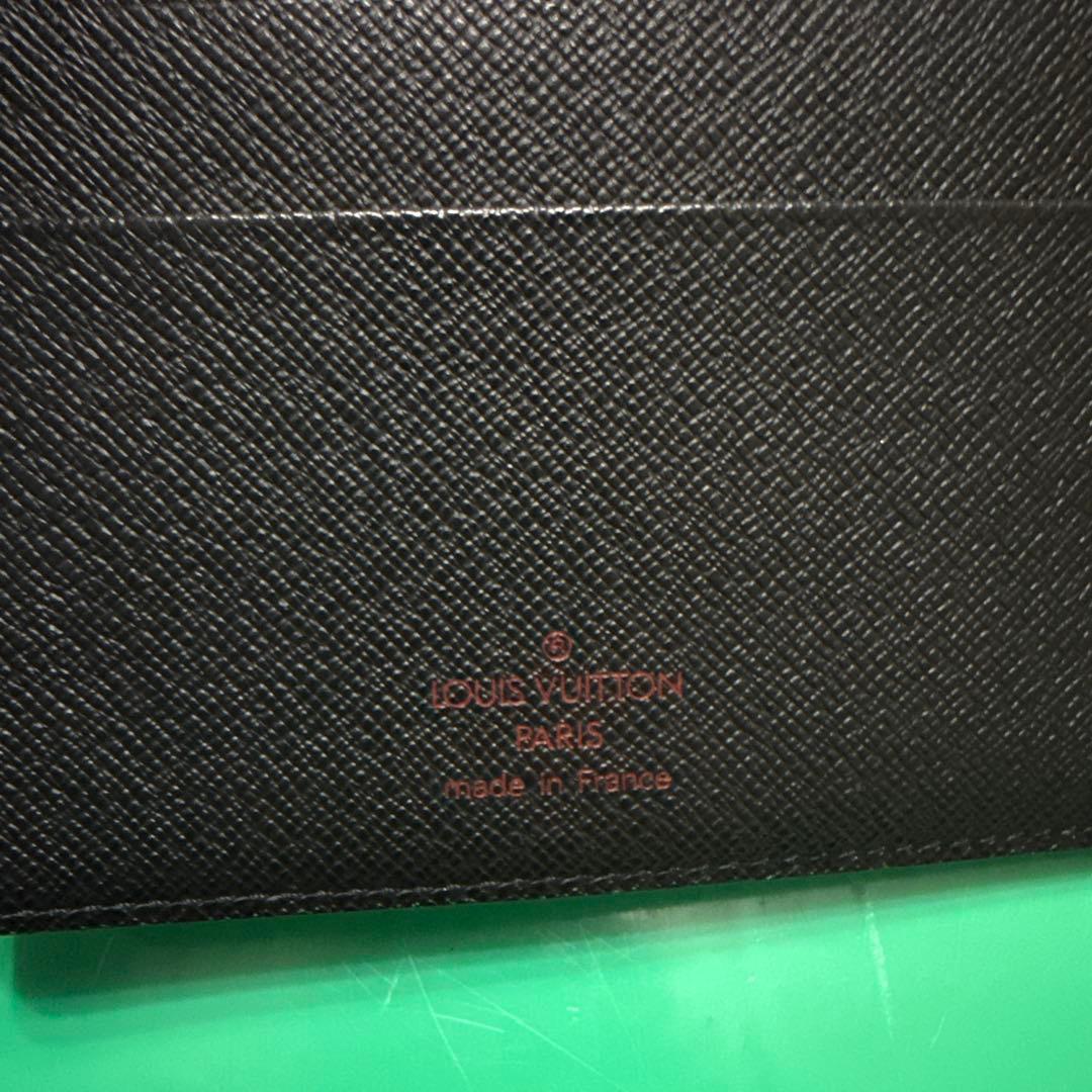 Louis Vuitton エピレザー リング式ファイル