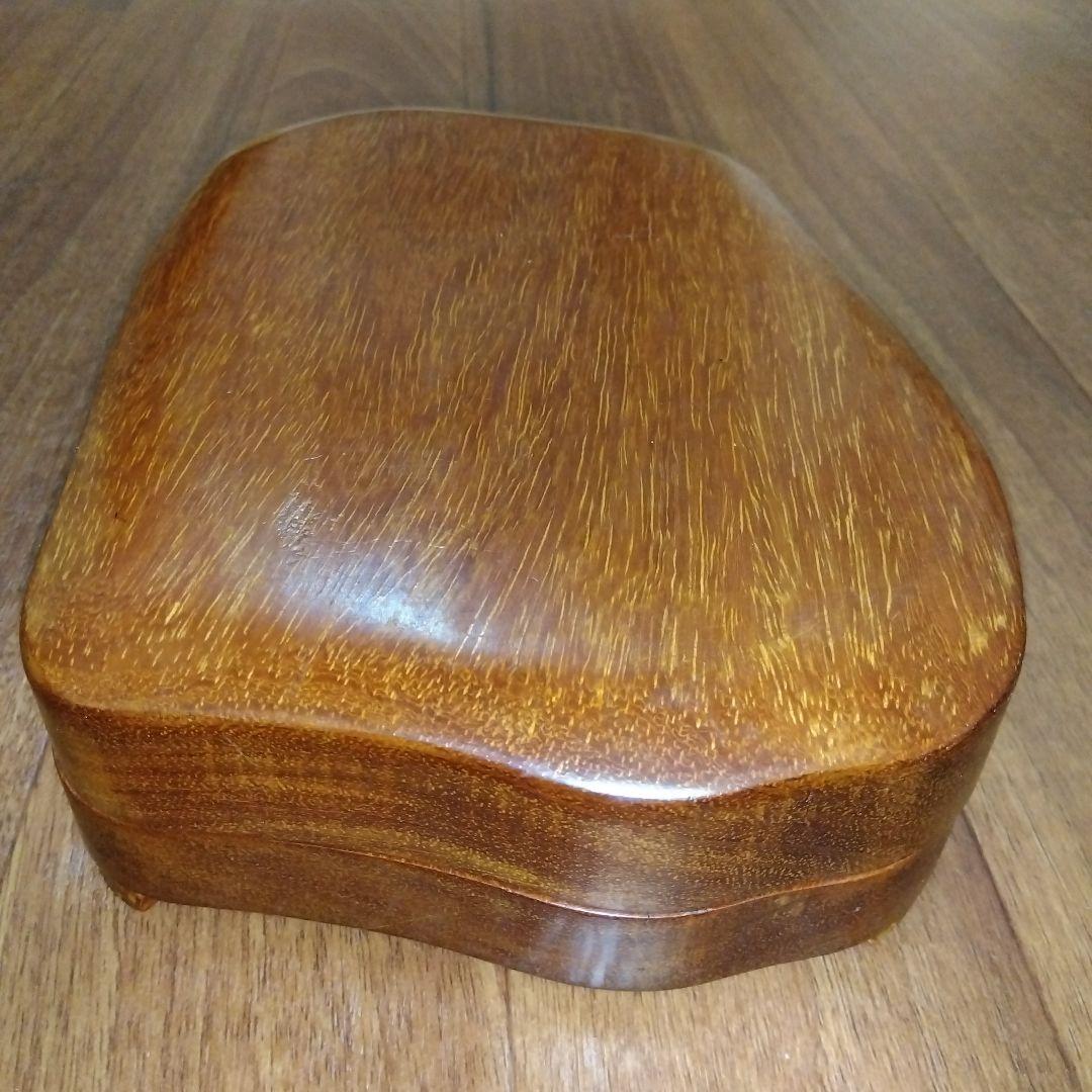 硯 箱付 松 重さ1.75kg 書道 習字 スズリ 毛筆 フデ 墨 【端渓硯？】