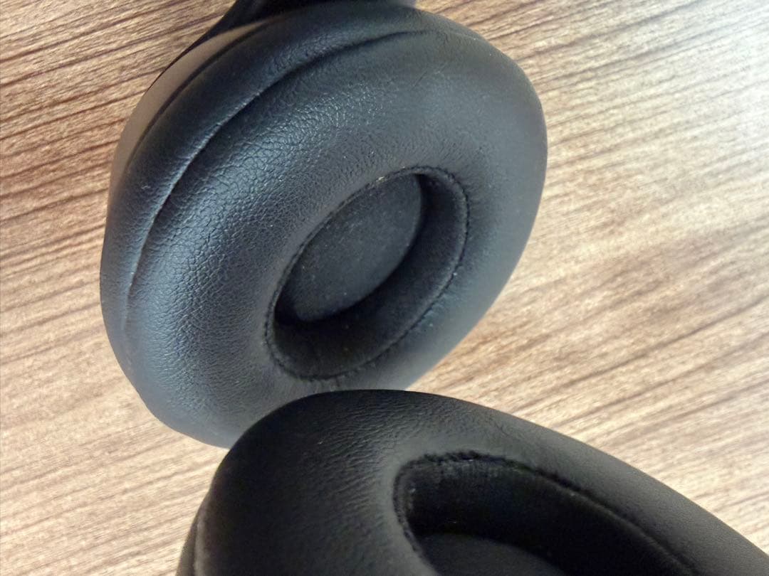 Beats solo4ブラック ワイヤレスヘッドホン