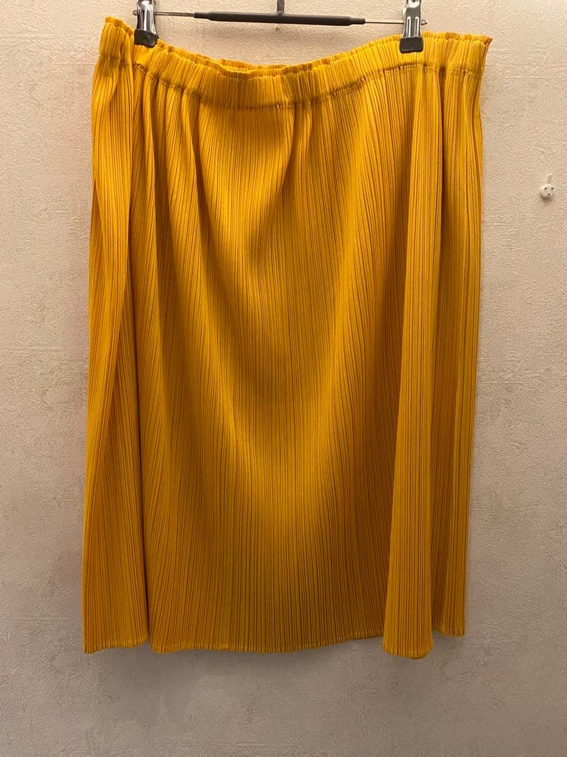 イッセイミヤケ　プリーツプリーズ　3XL タイトスカート