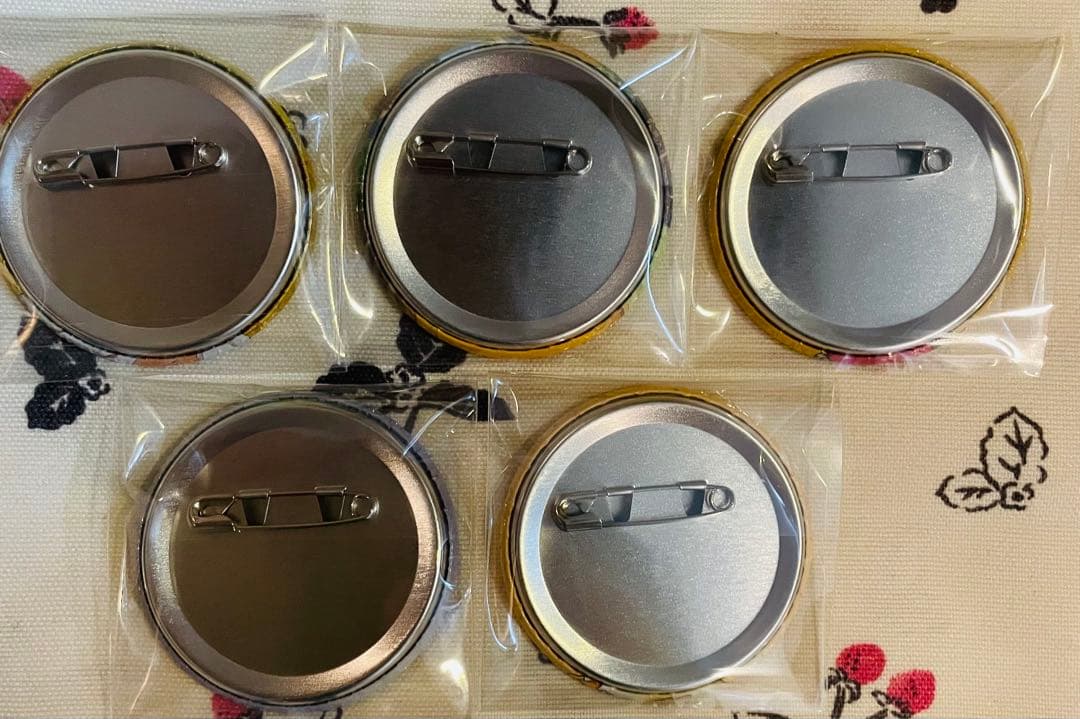 るぅと　缶バッジ　バラ売り⭕️