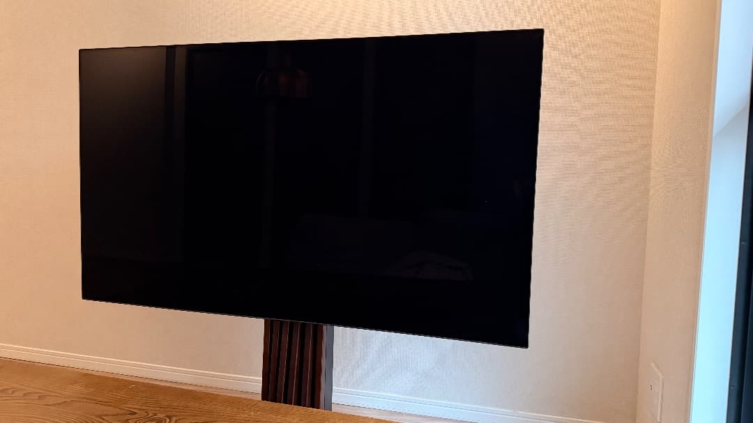 テレビスタンド　32〜65インチ対応 背面収納 自立式 薄型　送料込み