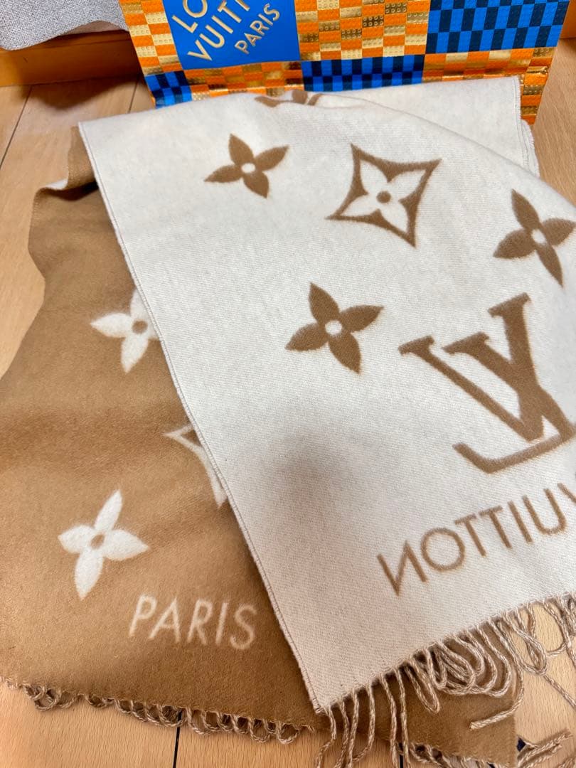 LOUIS VUITTON100%カシミアマフラー ベージュ/ホワイト
