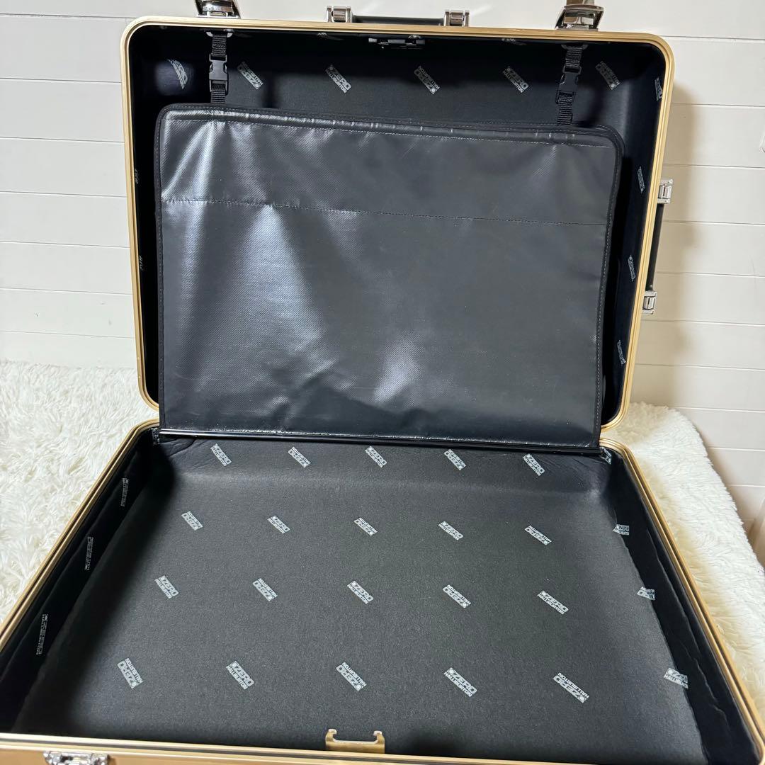 廃盤✨ゼロハリバートン　キャリーケース　アルミ　ジュラルミン　ポリッシュゴールド