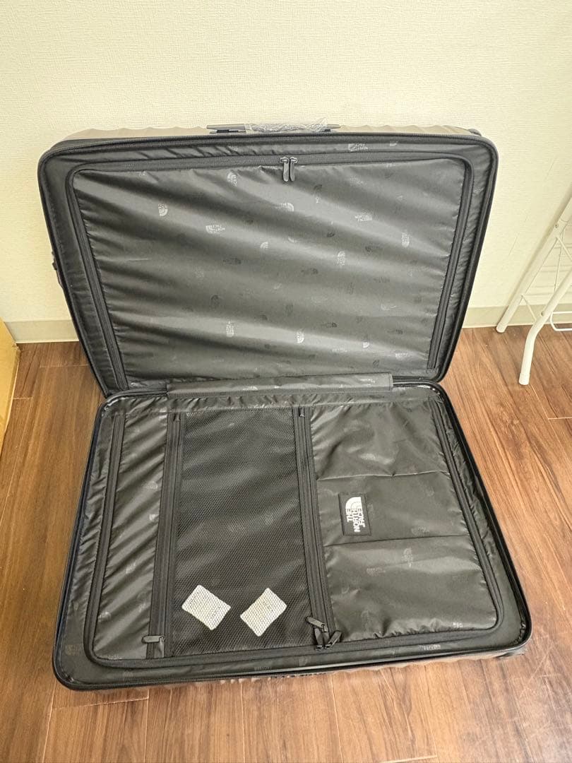 ノースフェイス　キャリーケース　ゴールドベージュ　28inch 希少✨　旅行