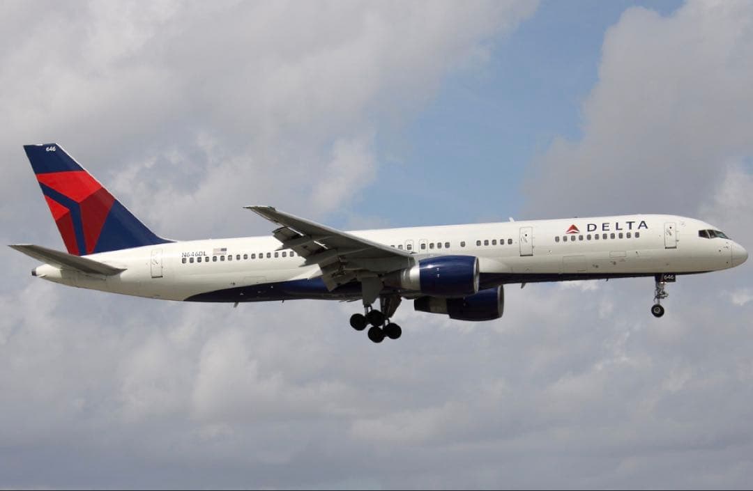 デルタ航空 Aviationtag B757-232 ホワイト