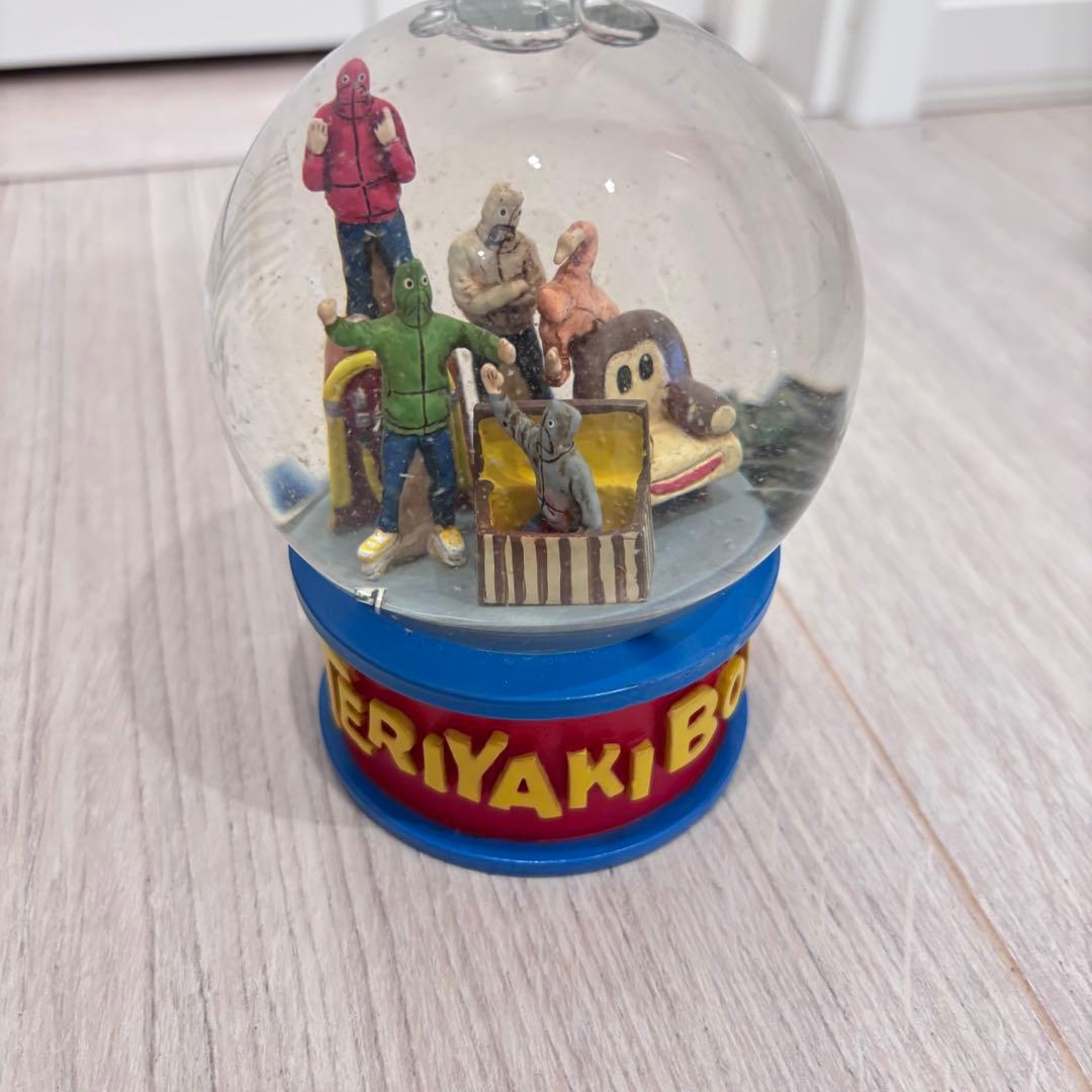 A BATHING APE®️ × TERIYAKI BOYS スノードーム