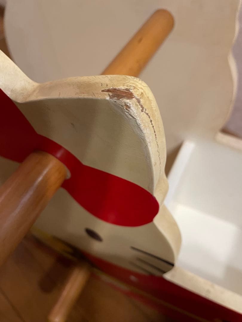 サンリオキティ　木製おもちゃ箱　収納BOX 木馬