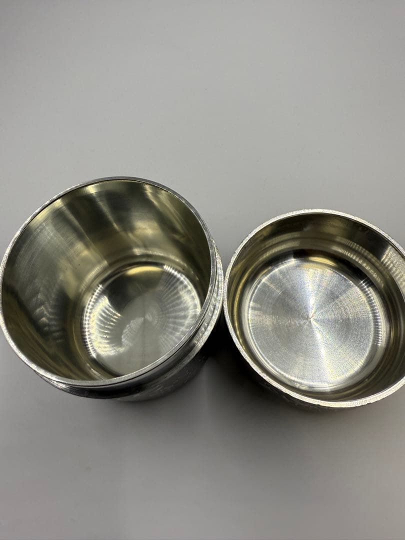 黒色花模様の茶道具 茶筅入れ本錫光德作