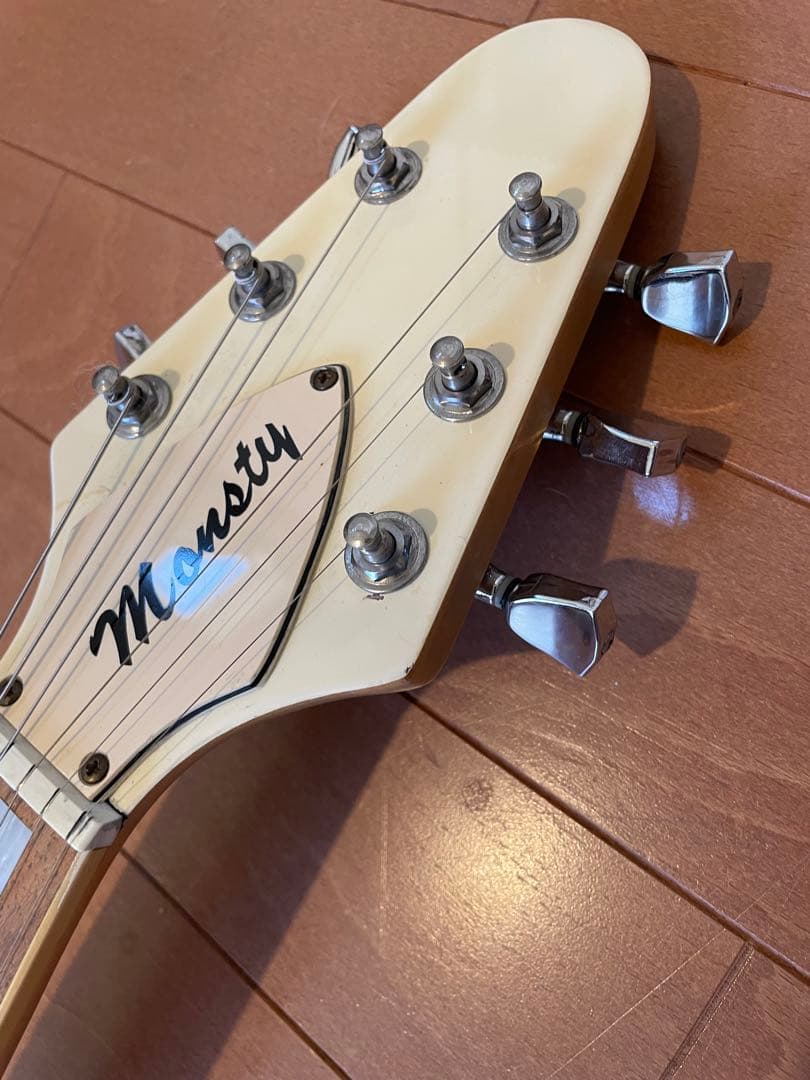 Monsty フライングV ソフトケース付き　音出し確認済み