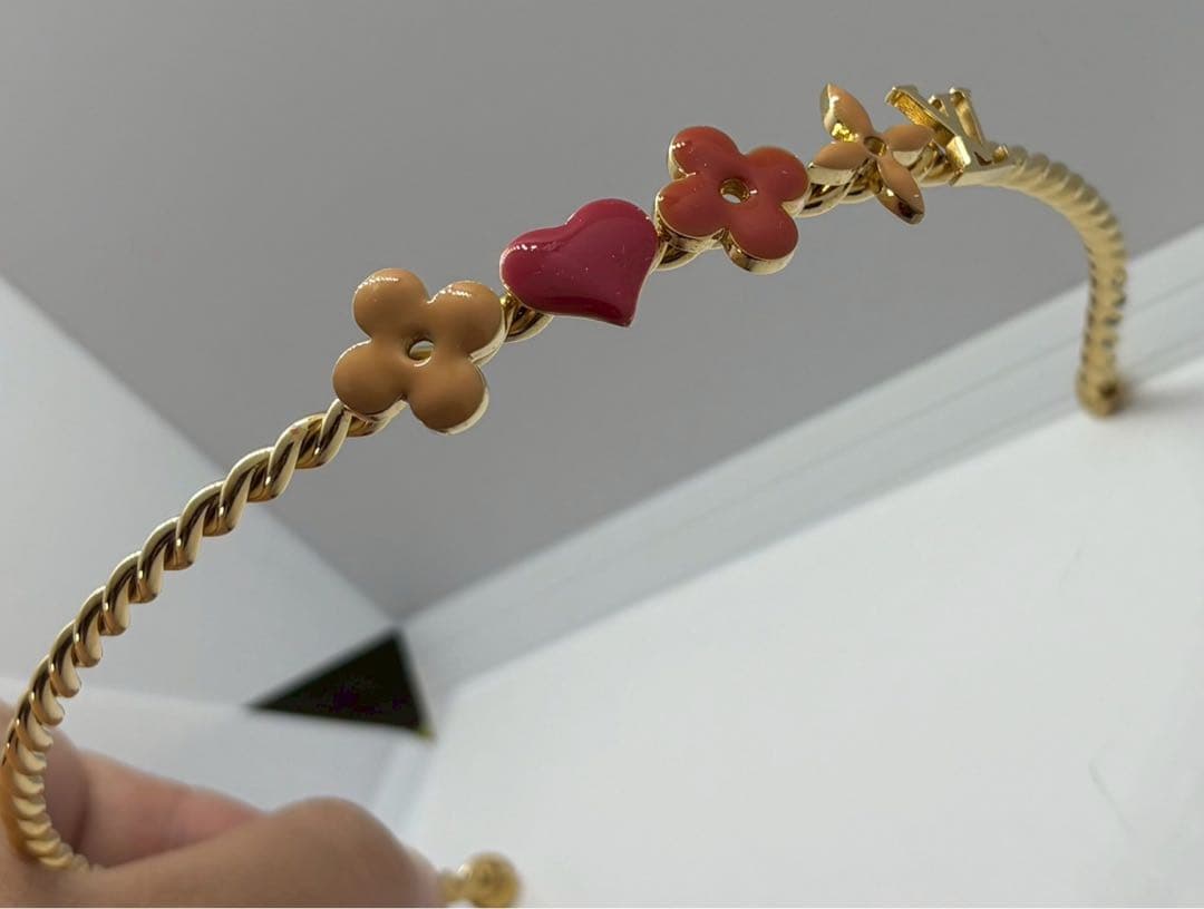 ルイヴィトン　カチューシャ　セレテット　スイートモノグラム　ゴールド