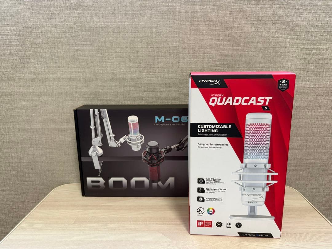 .*様 HyperX QuadCast S ホワイト (新品マイクアーム付き)