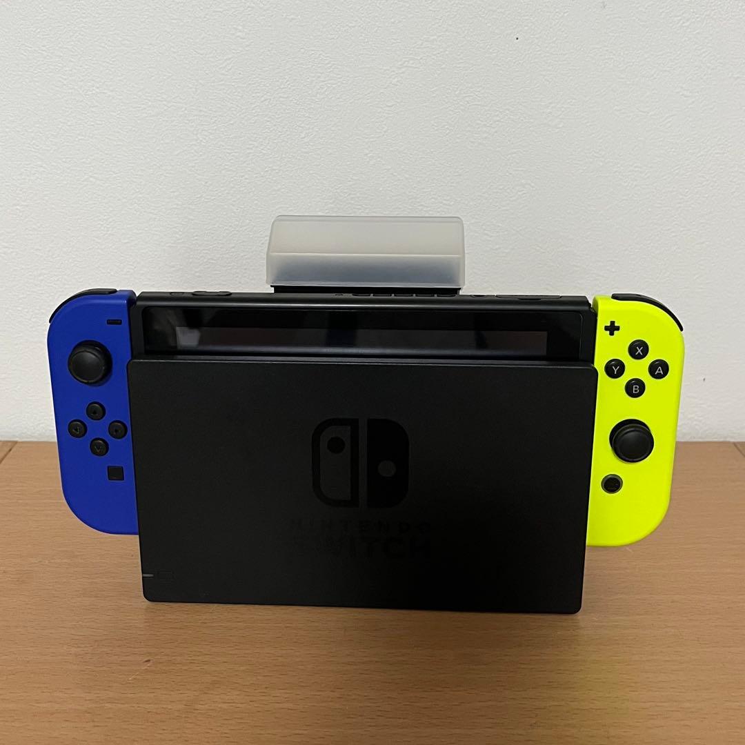 t*)様 【動作確認済】Nintendo Switch 本体（純正Joy-Con
