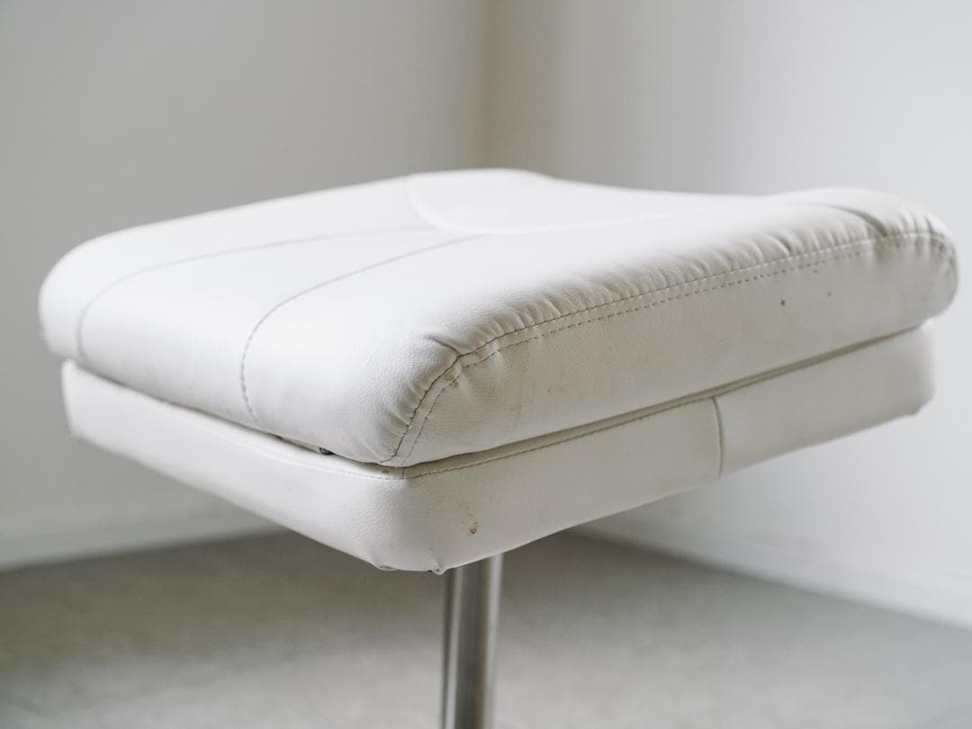 スペースエイジ オットマン/スツール 収納ディスプレイ モダン