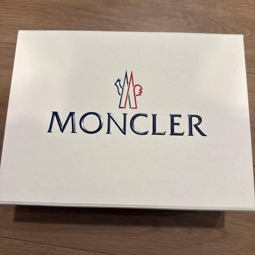 MONCLER ブラック Tシャツ Mサイズ