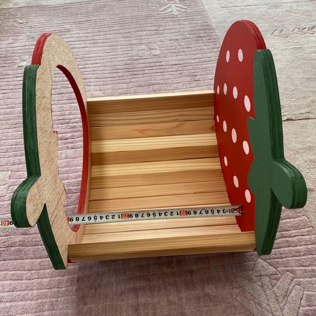 いちごのベッド