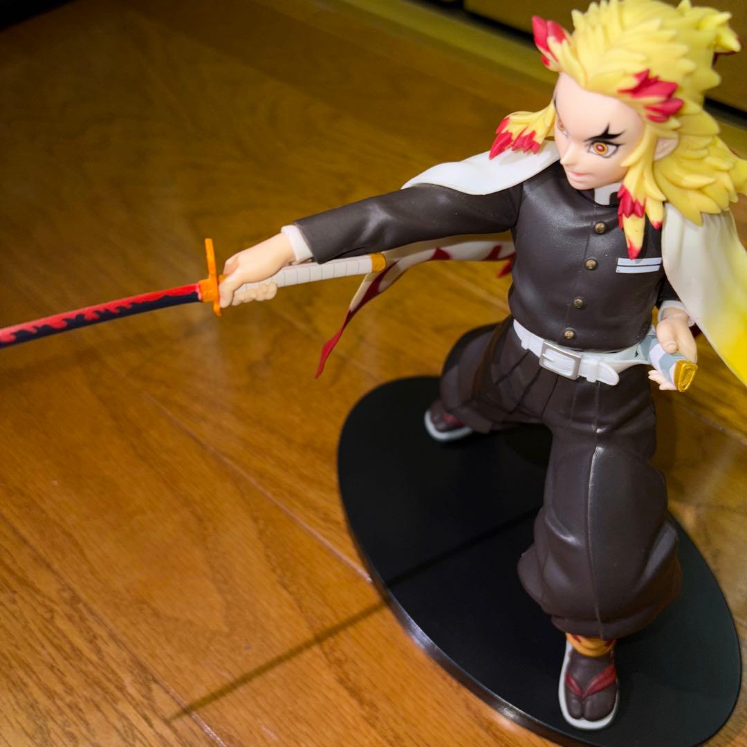 鬼滅の刃 フィギュアセットと刀