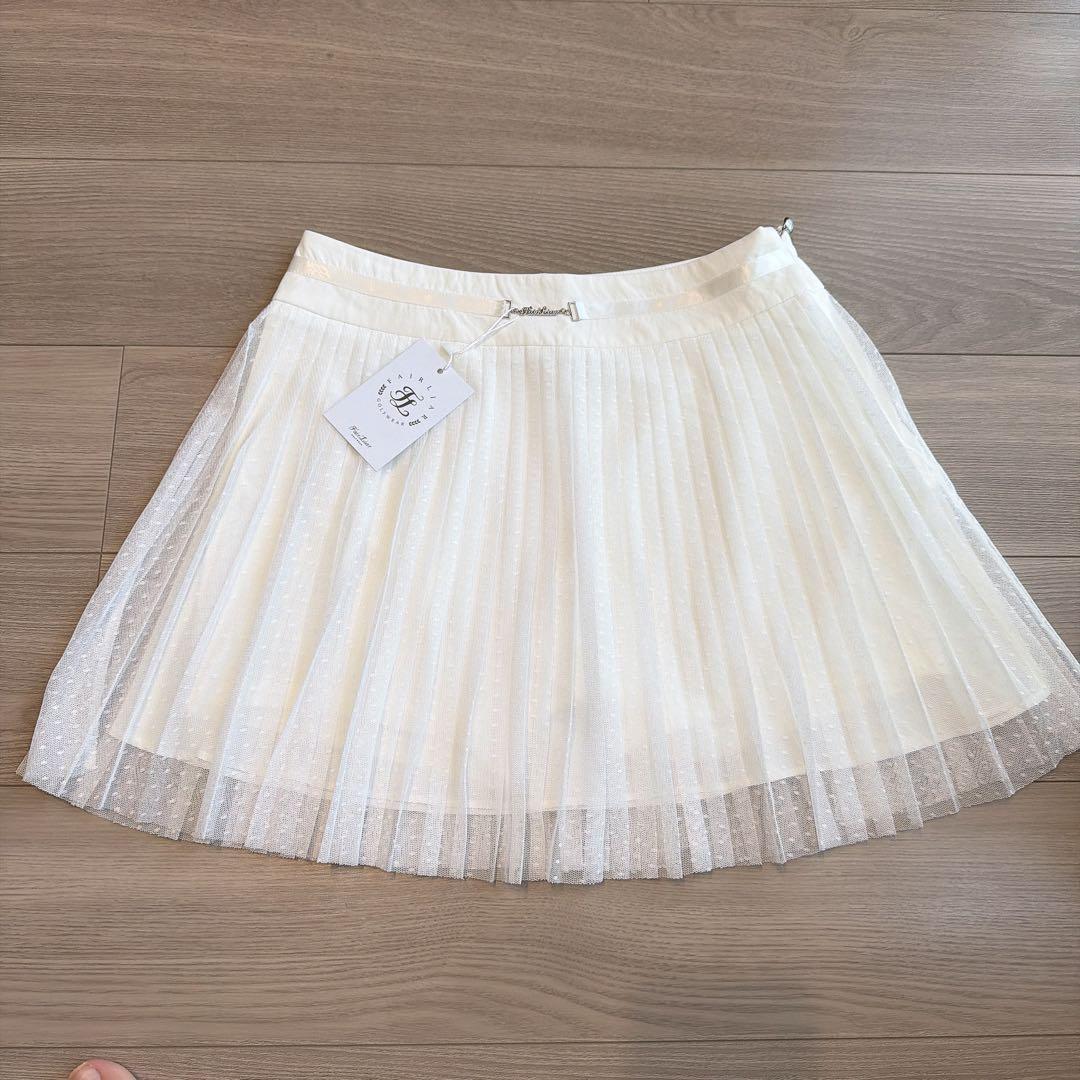 【最終値下げ】タグ付き フェアライアー レース ゴルフウェア　ミニスカート