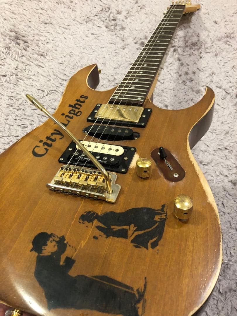 エレキギター　ストラトタイプ