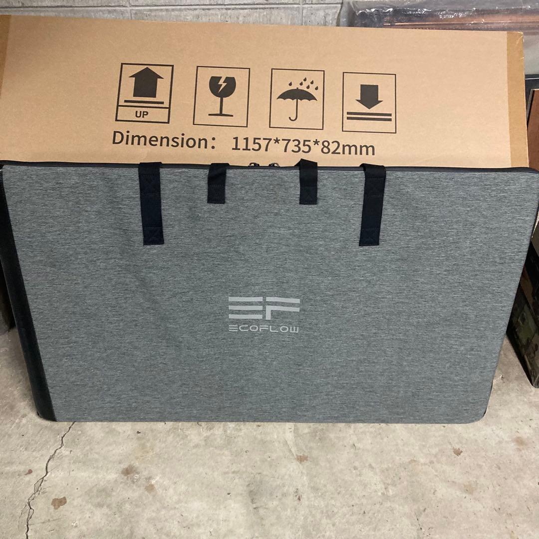 【ヒロ】ECOFLOW ソーラーパネル 400W キャリーケース付き