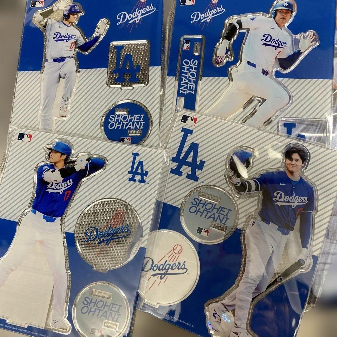 大谷翔平郵便局グッズ　アクリルスタンド4 フェイスタオル1おまとめ!!