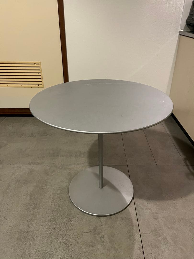 Cassina 252 ON-OFFサイドテーブル　傷あり