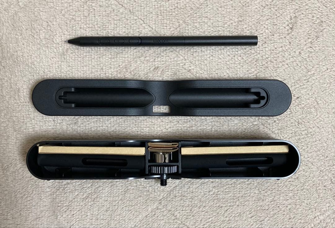 液タブ・ペンタブ Wacom cintiq pro 17