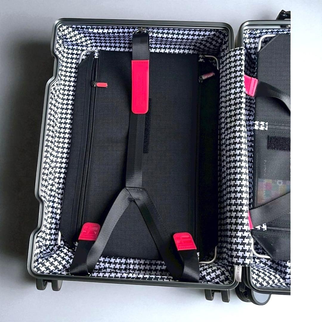 【希少 ガンメタ調】イノベーター 4輪アルミスーツケース36L 機内持ち込み