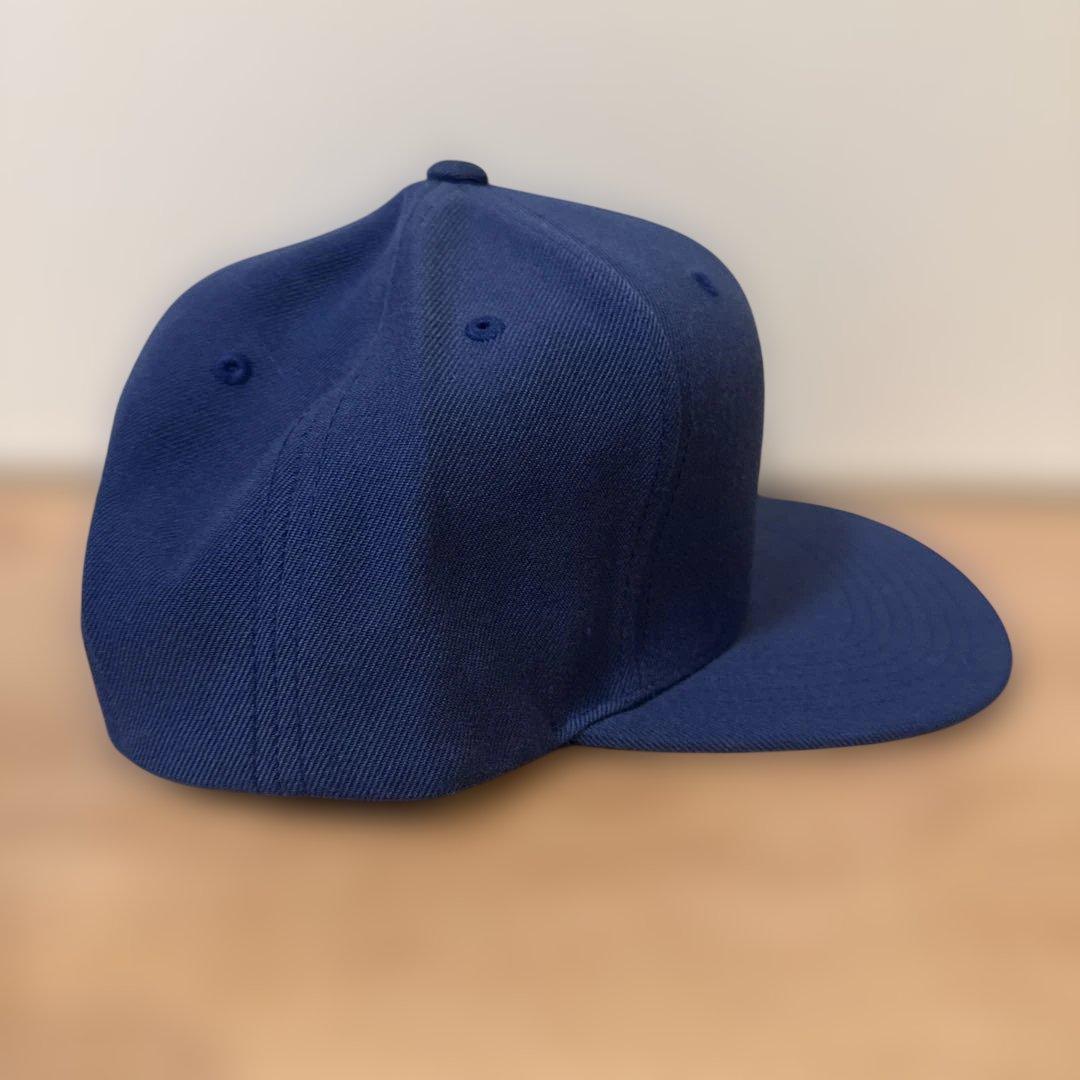 Stussy ネイビーキャップ