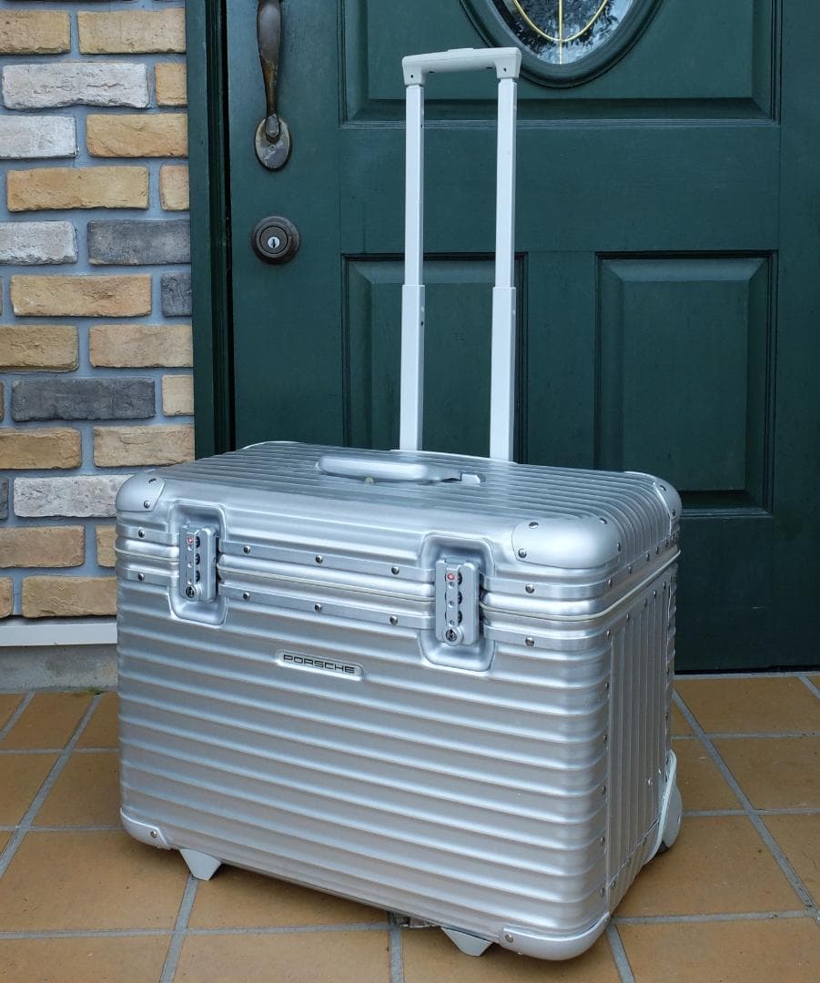 リモワ 985.51『ポルシェ』特別仕様 2輪TSAパイロット特大56L 激レア