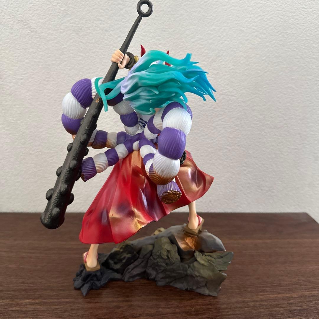 ワンピース ヤマト　フィギュア キャラクター