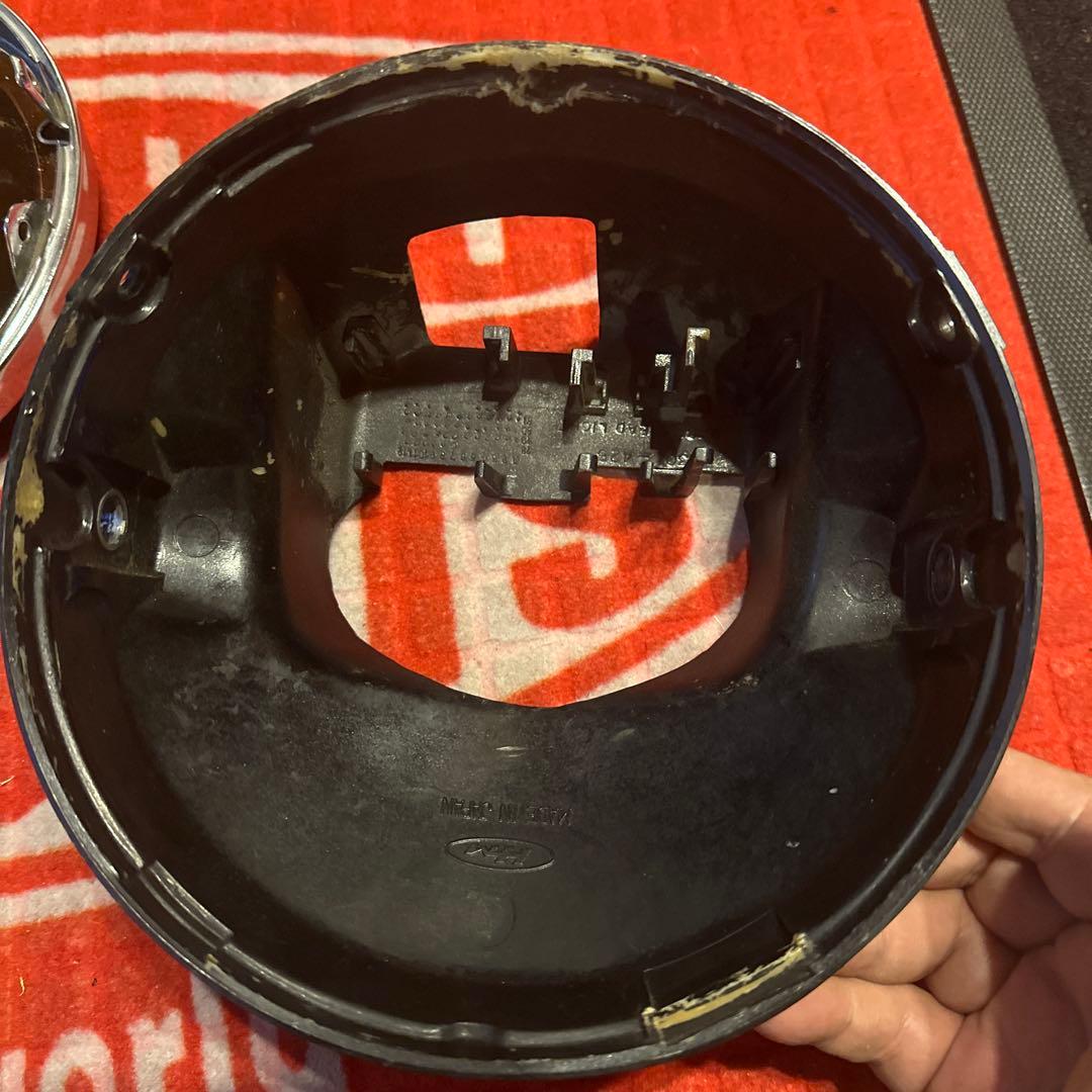 ISS　SEV MARCHAL イエロー　キティー