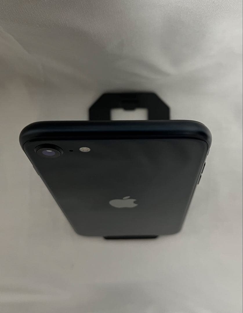 ⭐︎SIMフリー iPhoneSE 第3世代 128GB バッテリー100%