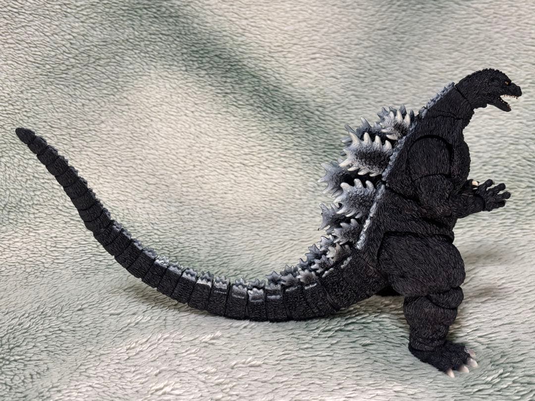 【美品】 S.H.モンスターアーツ ゴジラ
