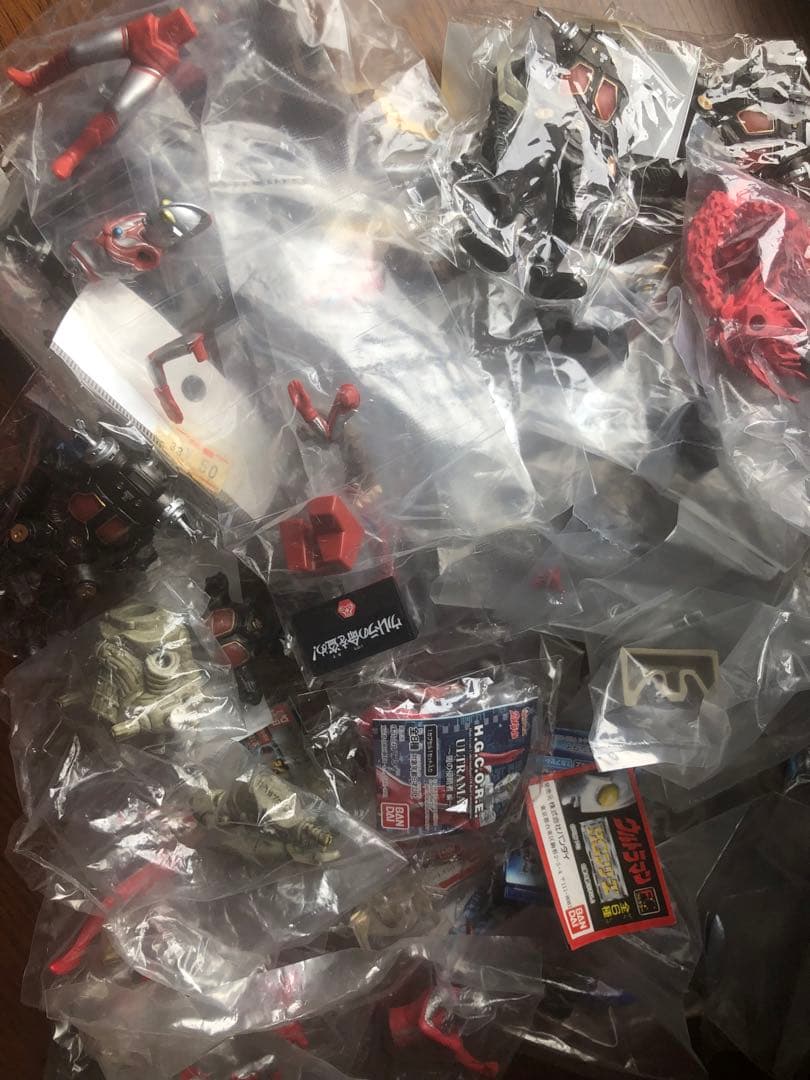 ウルトラマン　怪獣　HGシリーズ　ガシャポン