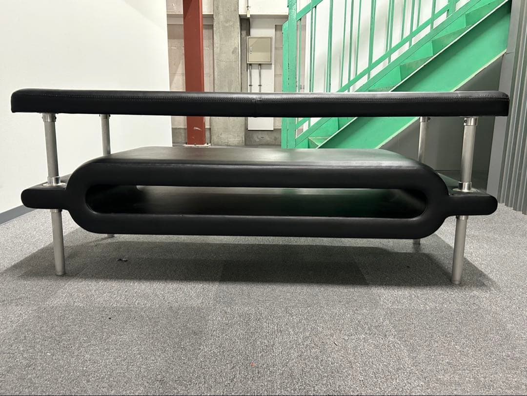 E&Y マガジンソファ 本革レザー　ブラック　マイケルヤング　2.5人掛けソファ