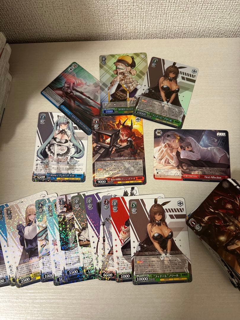 勝利の女神：NIKKE ウエハースカード40枚＋おまけヴァイス1BOX分