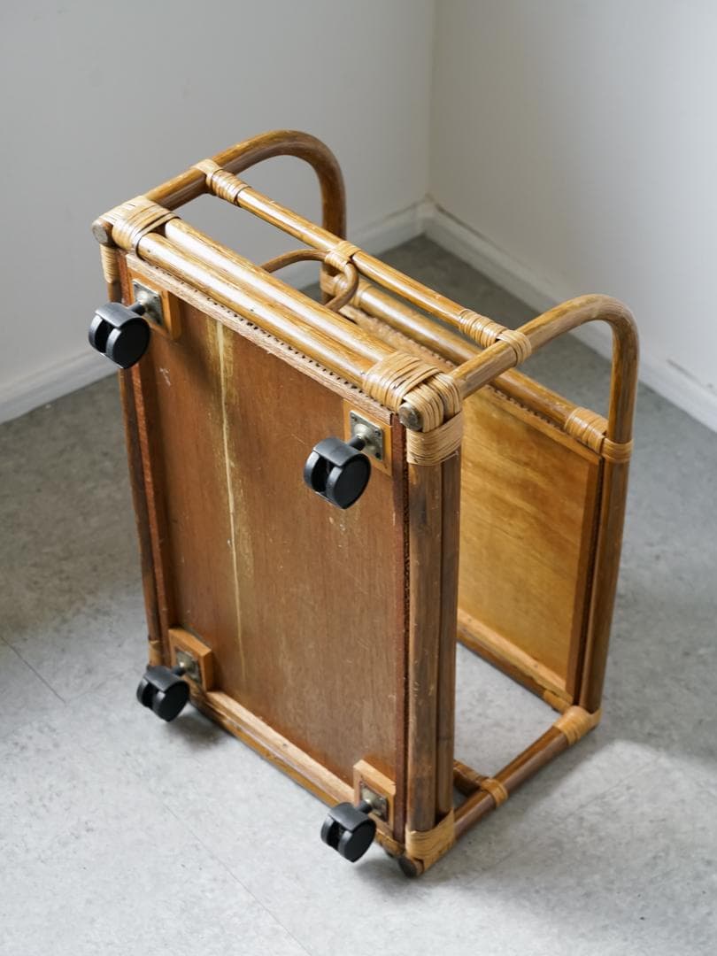 80-90's vintage ワゴンテーブル 藤 ラタン レトロモダン