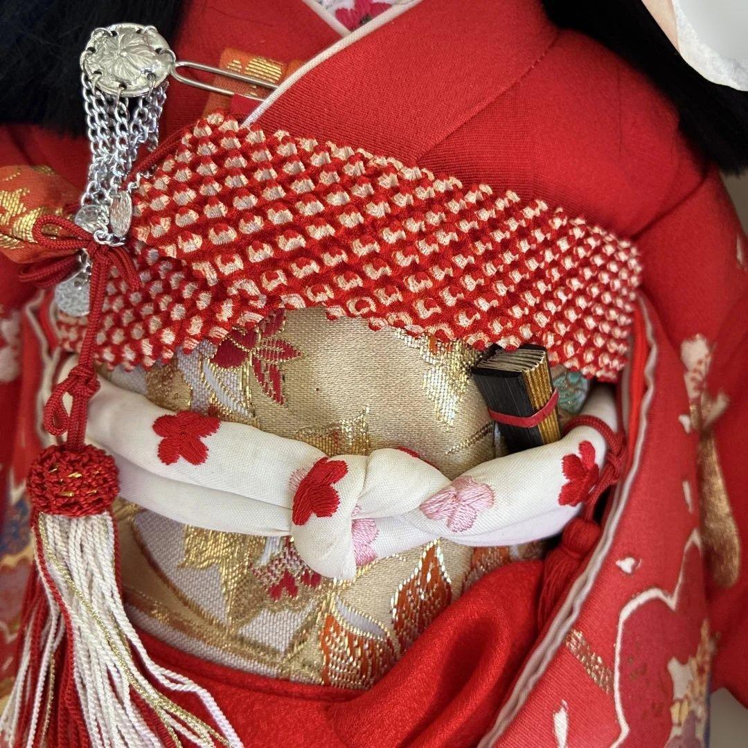 市松人形 赤い花柄　［松乾斎東光作］