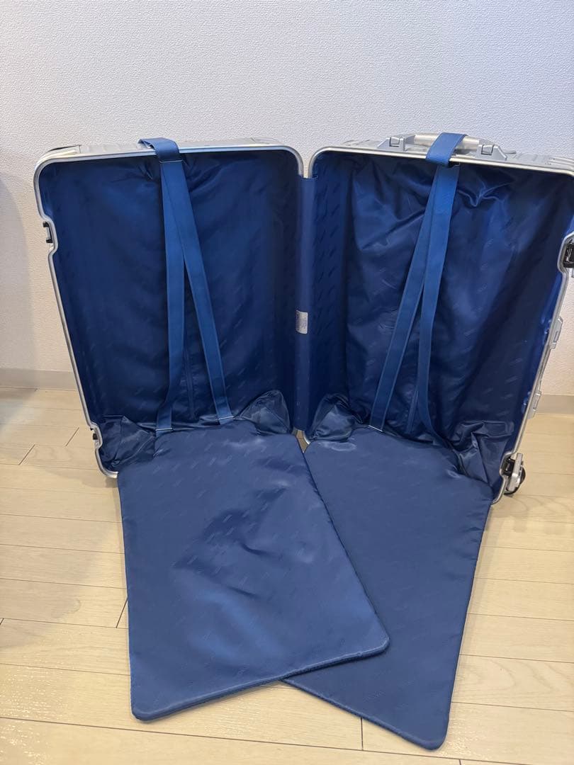 人気モデル　リモワ トパーズ 64L オリジナルチェックイン　4輪