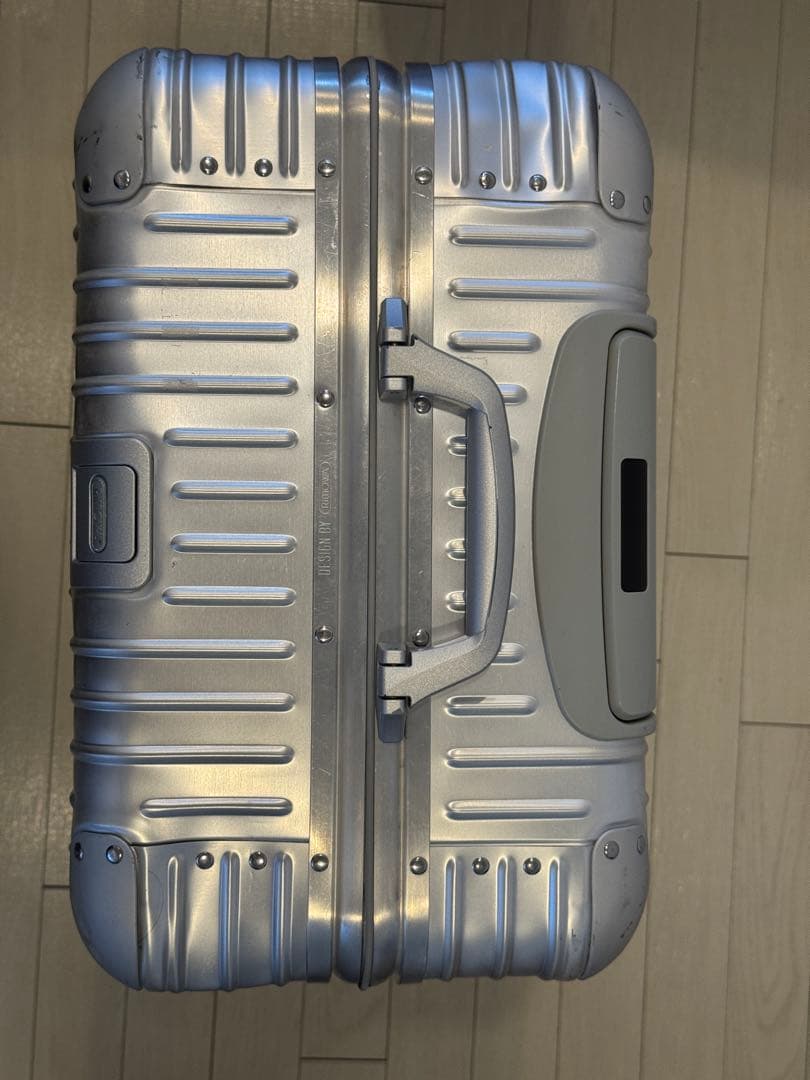 人気モデル　リモワ トパーズ 64L オリジナルチェックイン　4輪