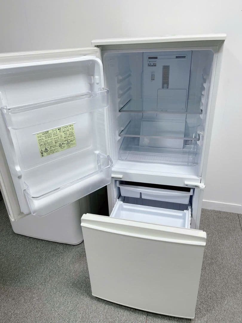 福岡配送込み SHARP 2ドア冷蔵庫　SJ-D14E 2019年製