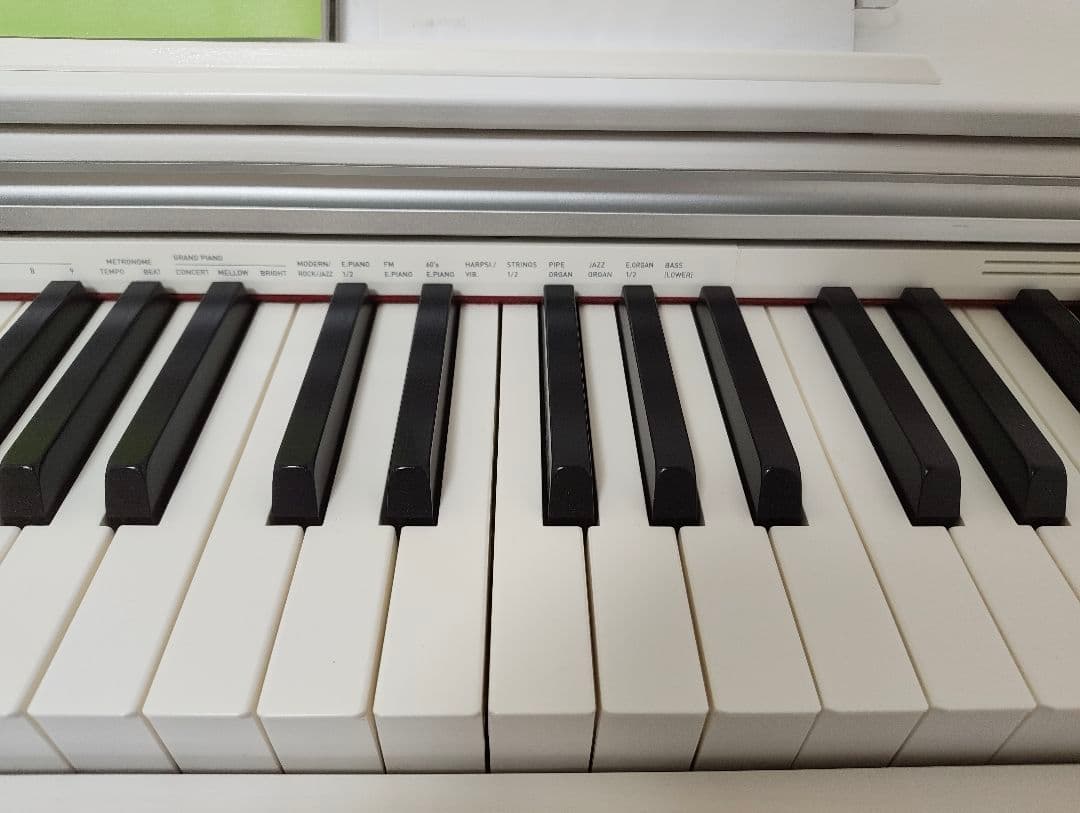 【ほぼ新品】CASIO 電子ピアノ Privia PX-770WE 88鍵