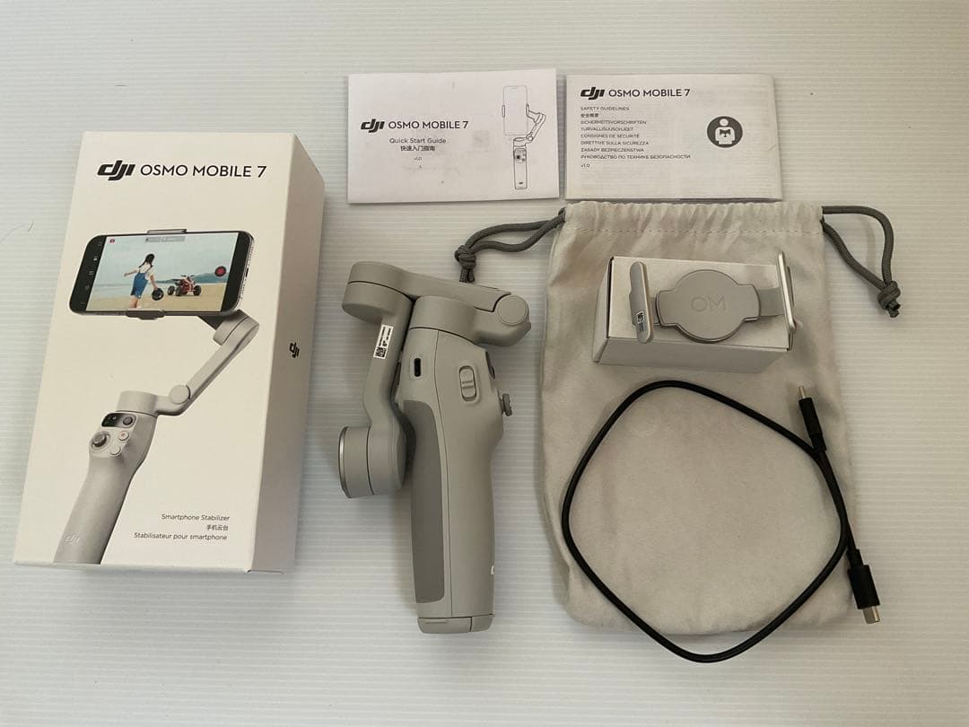 DJI Osmo Mobile 7 スタビライザー