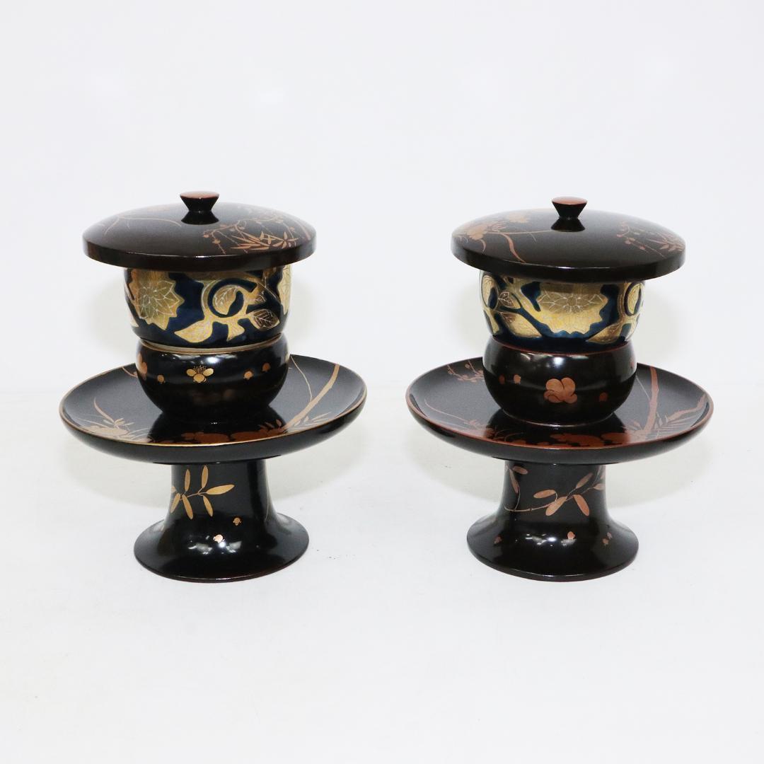 四君子蒔絵 黒腰高茶台 漆 一対　共箱 天目台 黒塗