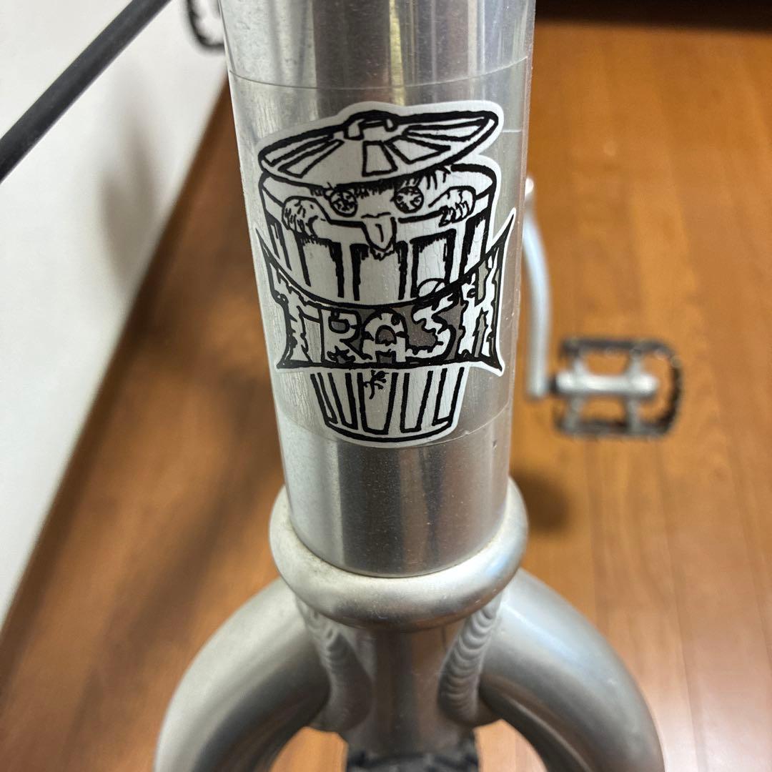 トライアル用自転車 TRASH 油圧ブレーキ