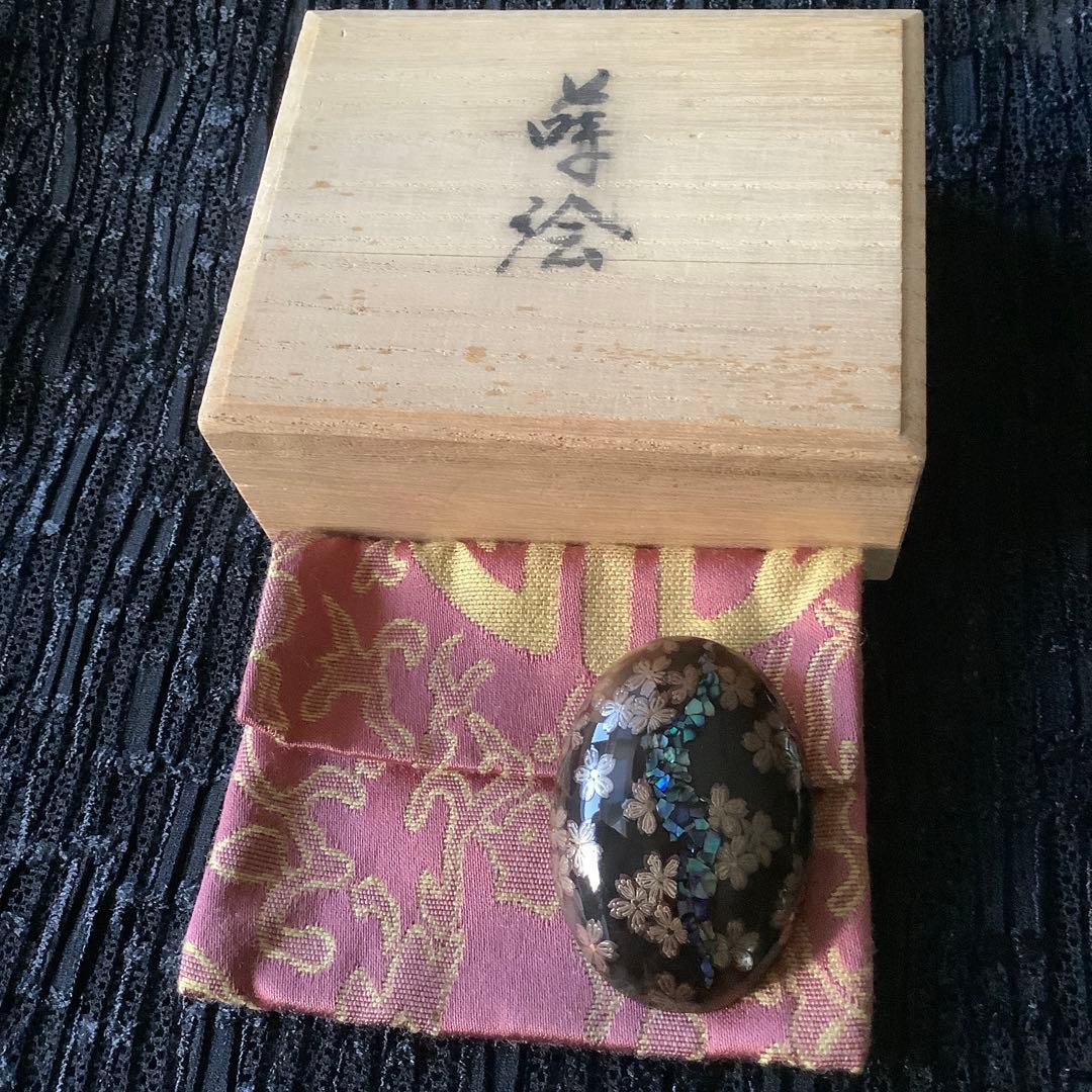 き*里様 伝統工芸品　蒔絵ブローチ