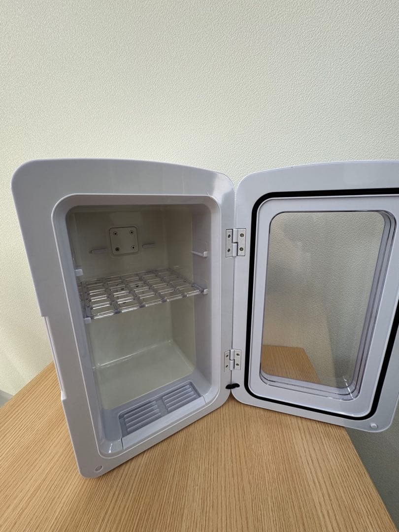 小型冷蔵庫 デジタル温度表示/冷温庫